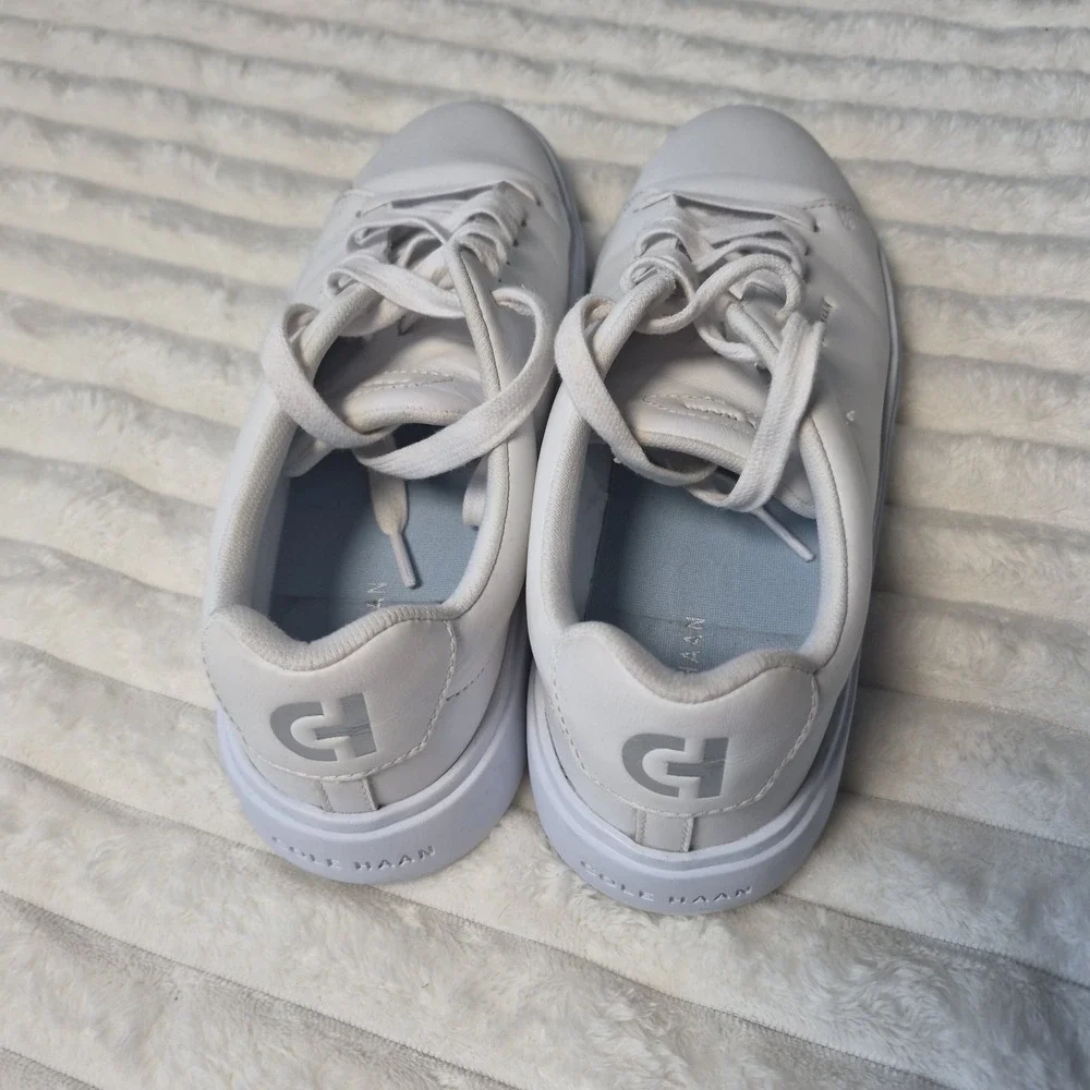 Cole Haan Grand Crosscourt Daily White Leather Sneakers W26723 Womens 9B